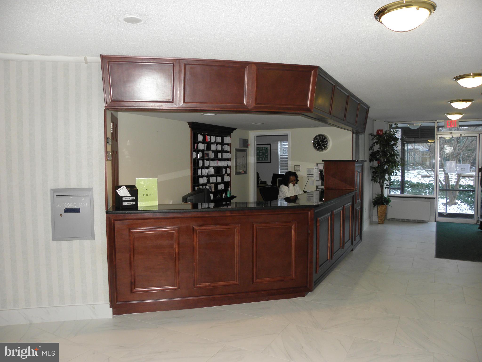 HUNTING CREEK CLUB CONDOMINIUMS - Residential Lease