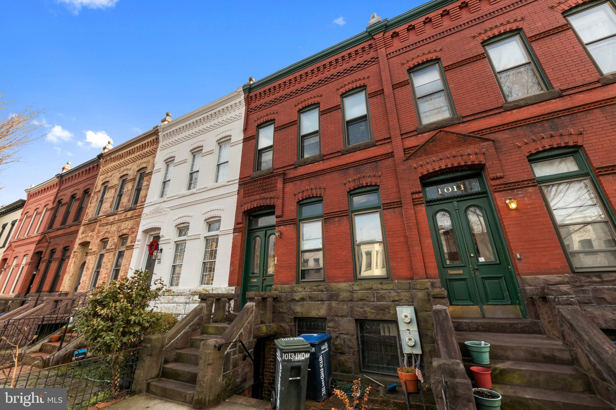 1013 INDEPENDENCE AVENUE SE