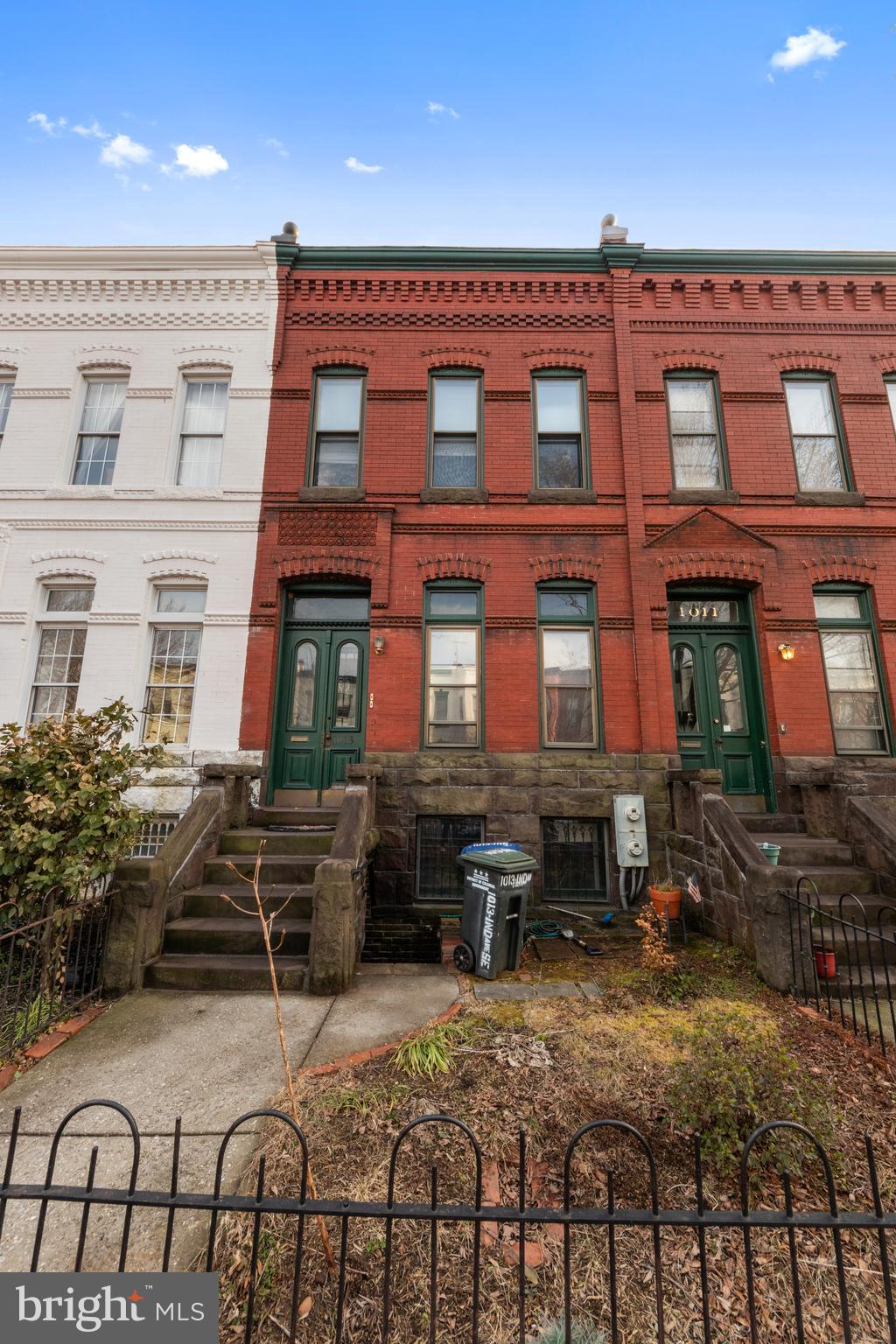 1013 INDEPENDENCE AVENUE SE