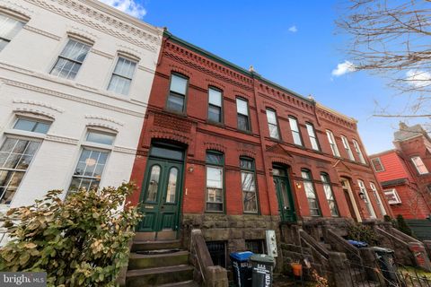 1013 INDEPENDENCE AVENUE SE WASHINGTON DC 20003