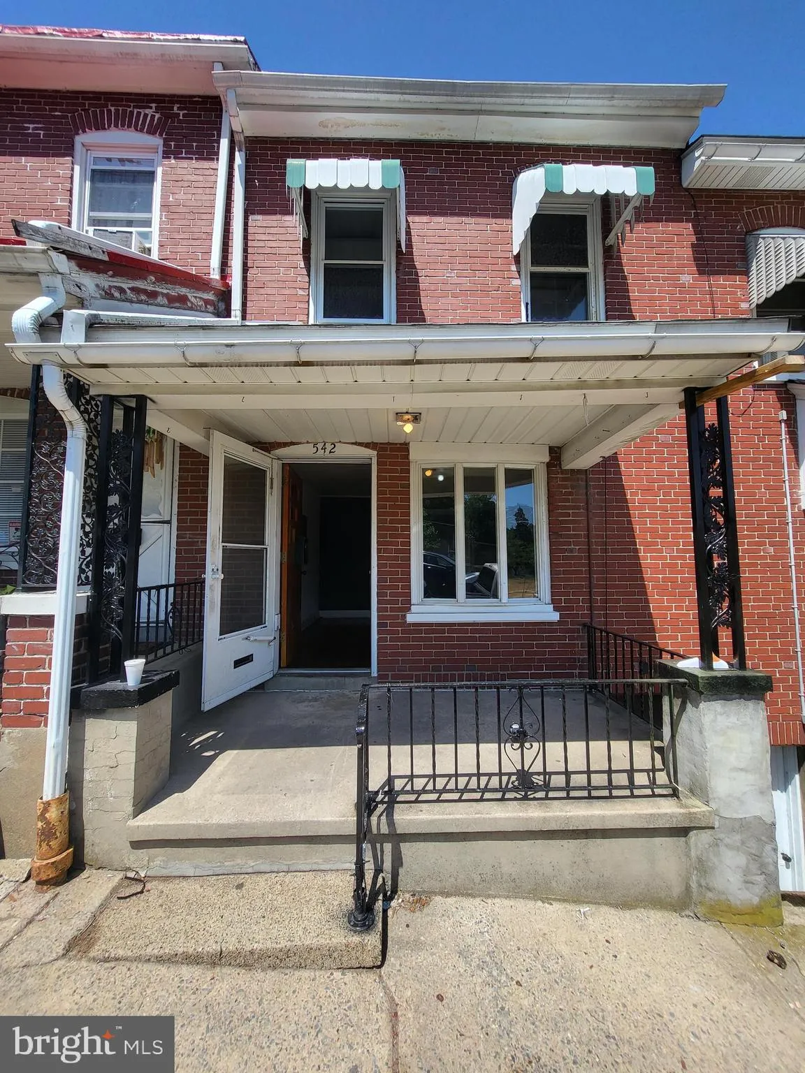 Reading, Pennsylvania 19602, United States, 4 Bedrooms Bedrooms, ,1 BathroomBathrooms,Residential,Active,159054