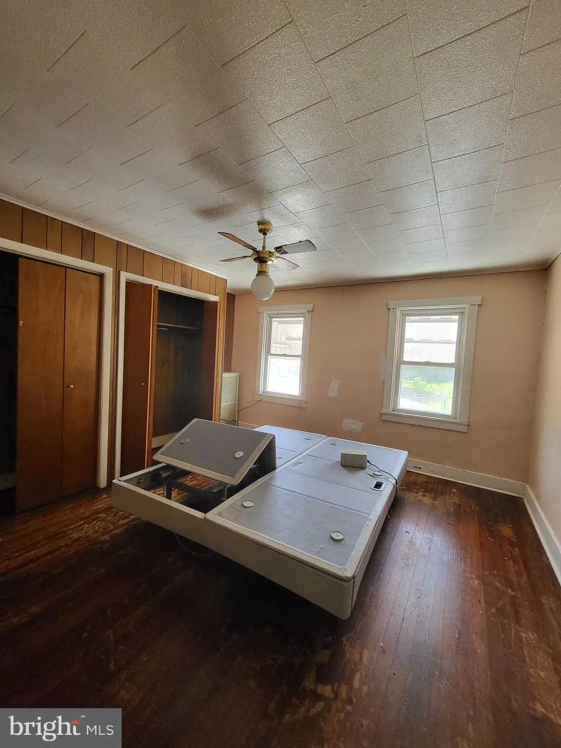 Reading, Pennsylvania 19602, United States, 4 Bedrooms Bedrooms, ,1 BathroomBathrooms,Residential,Active,159054