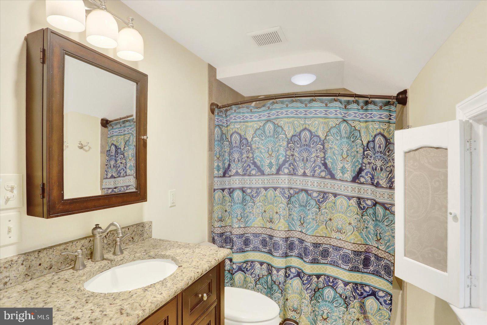 OLDE EAST YORK - Residential