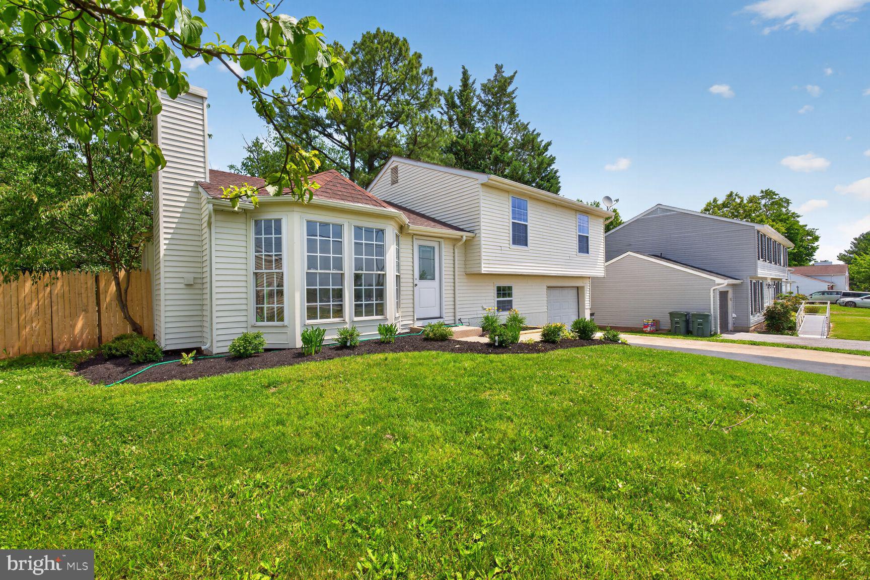 1309 BUTTERFLY LANE