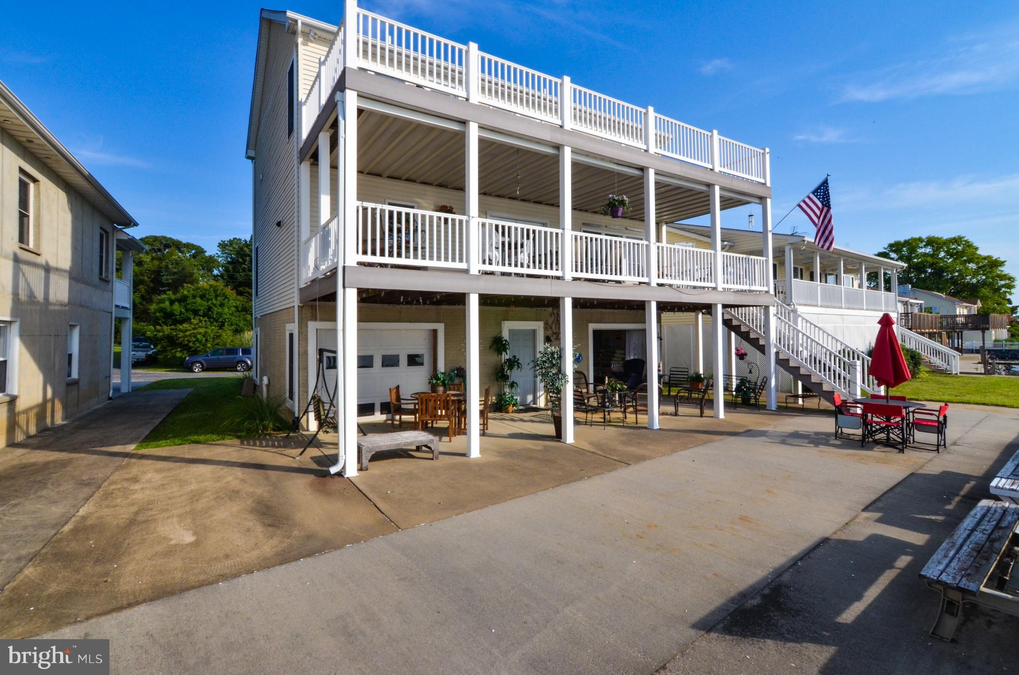 WESTMORELAND SHORES - Residential