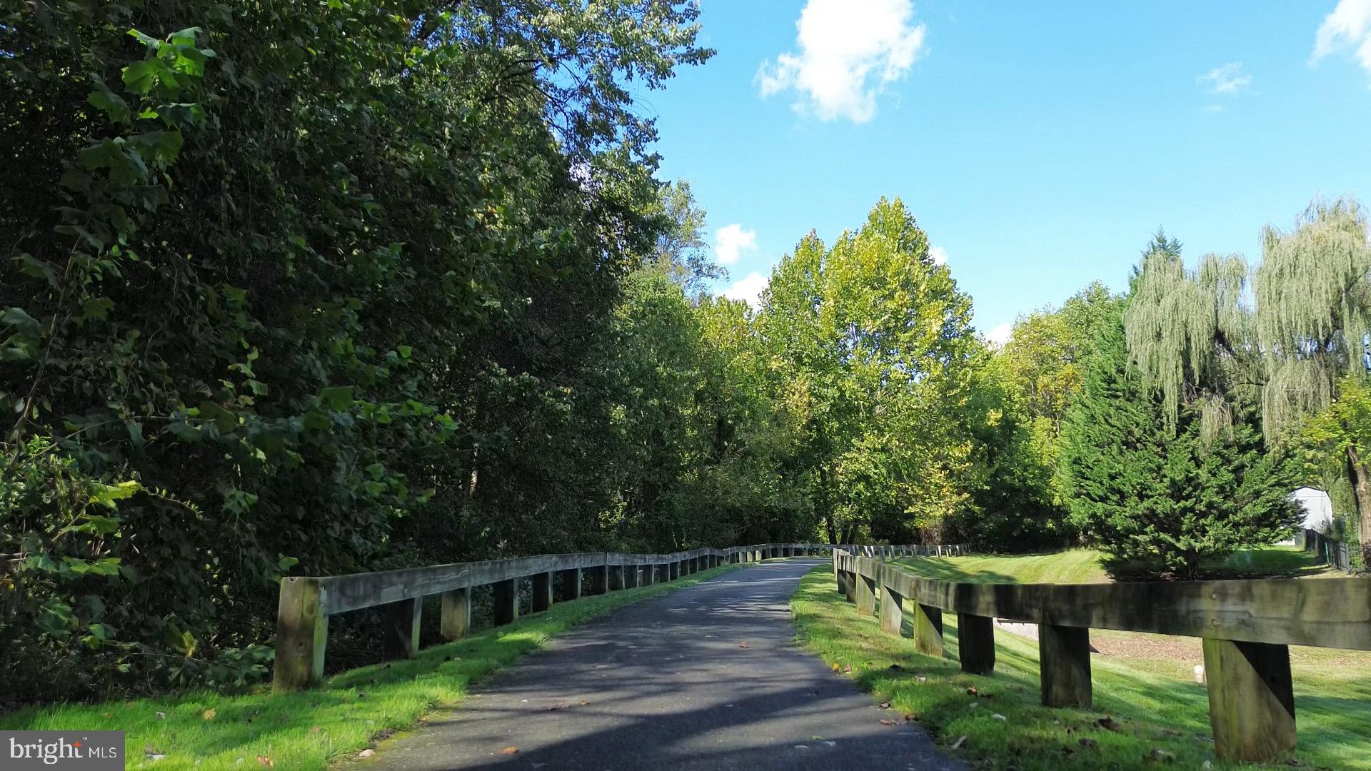 BARNSLEY MANOR ESTATES - Residential