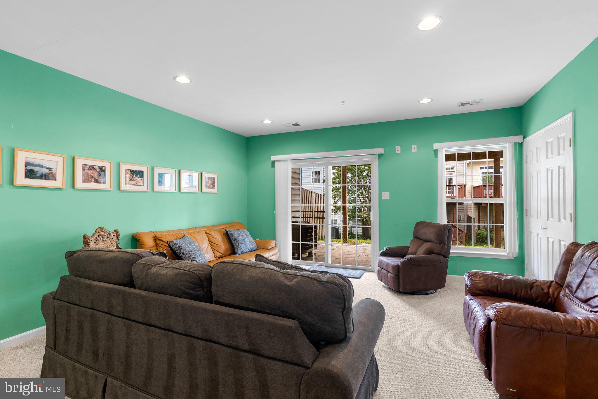 BARNSLEY MANOR ESTATES - Residential