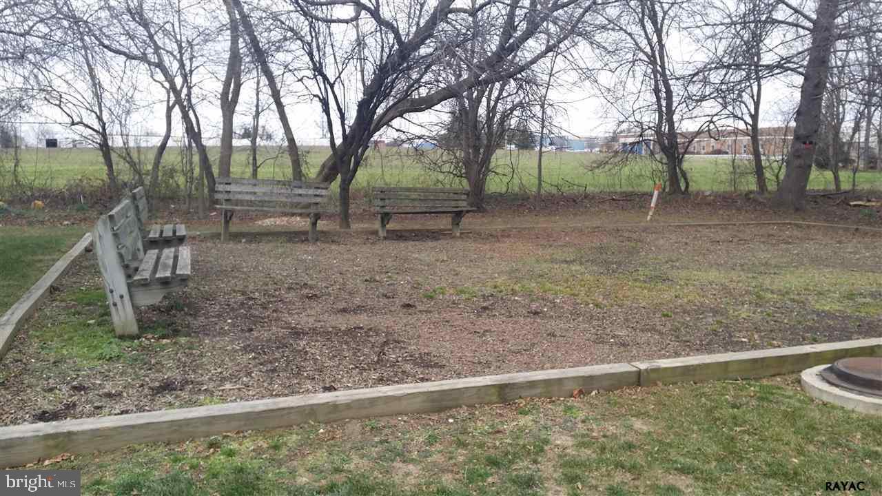 PLUM CREEK VILLAGE - Residential