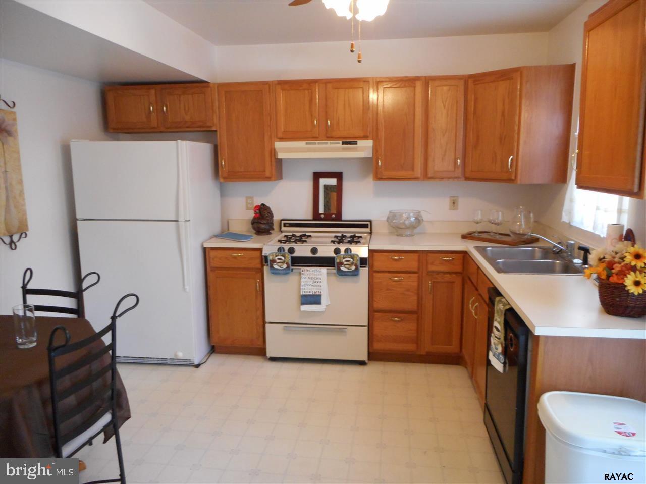 PLUM CREEK VILLAGE - Residential