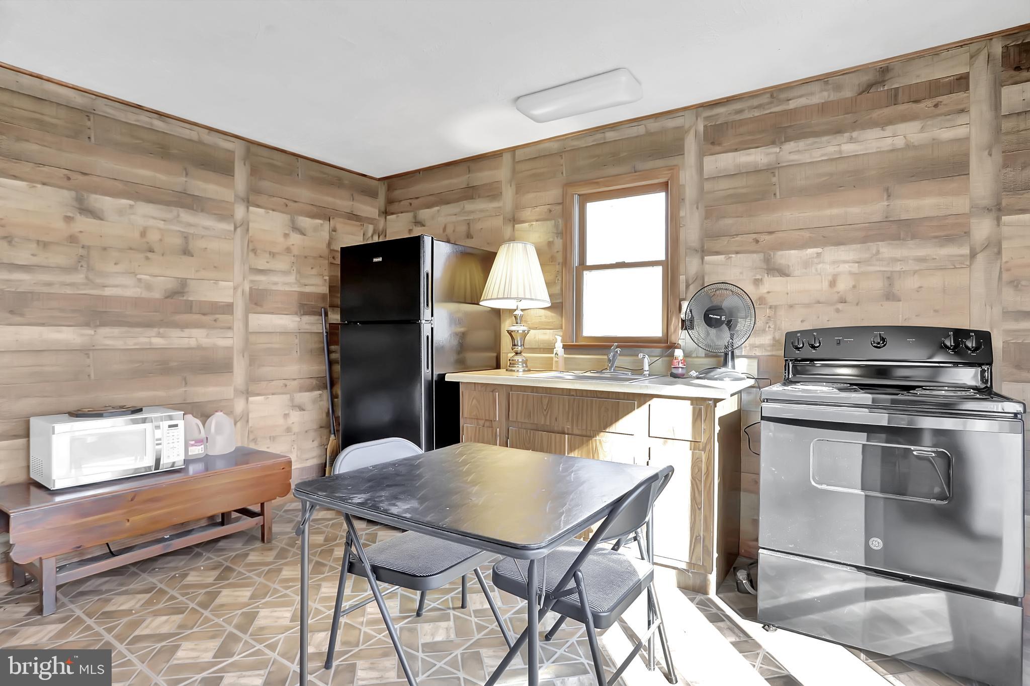 GLOYD'S - Residential