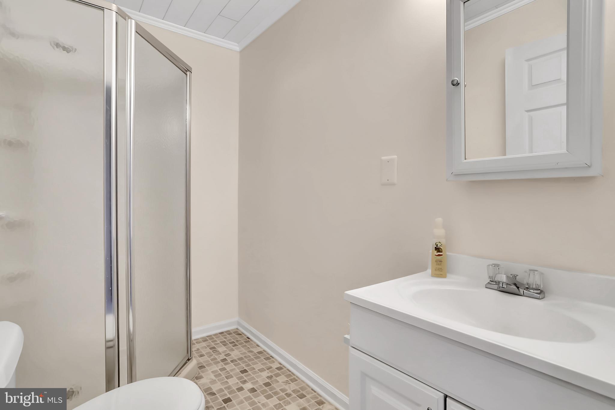 GLOYD'S - Residential