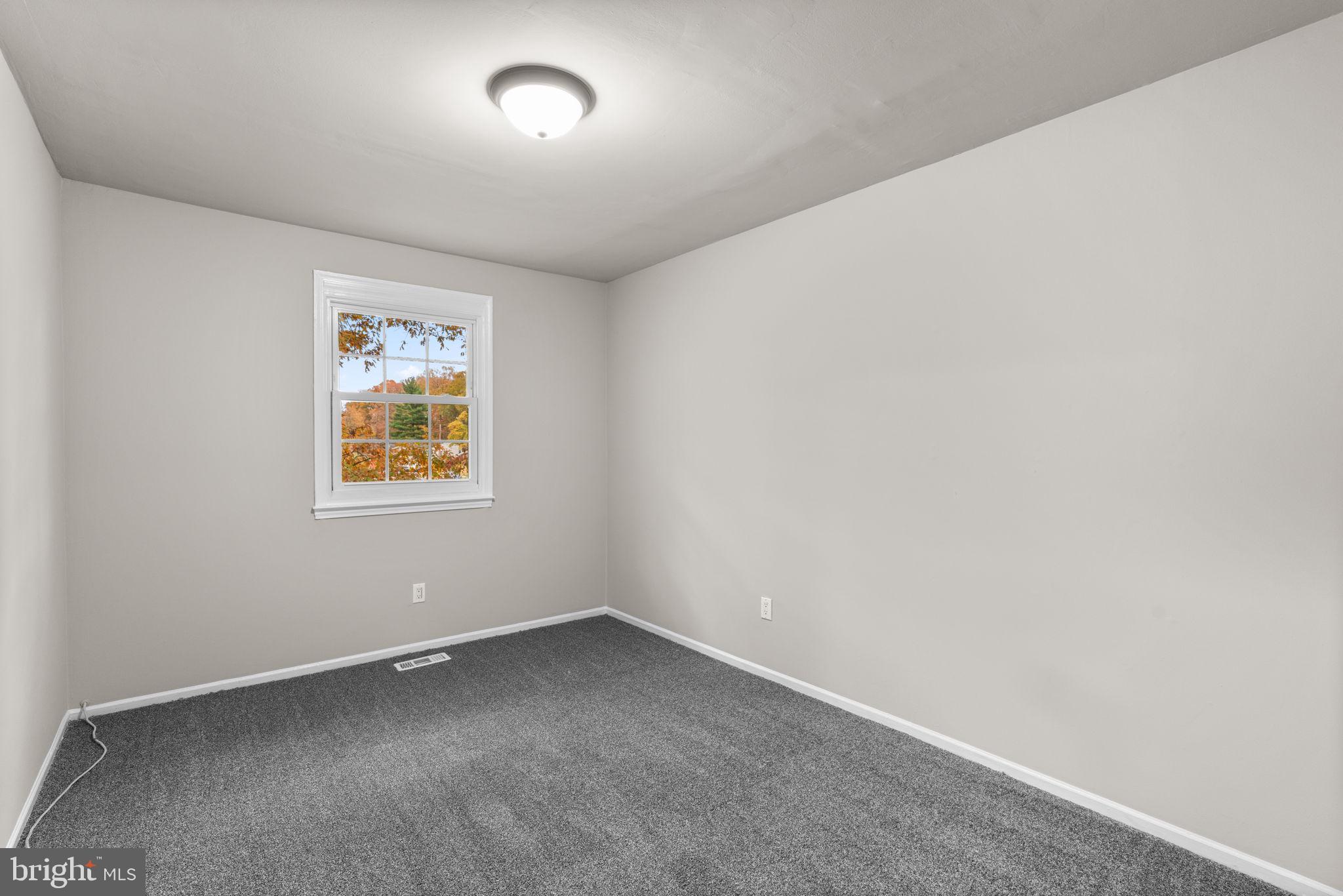 OAKWOOD VILLAGE - Residential