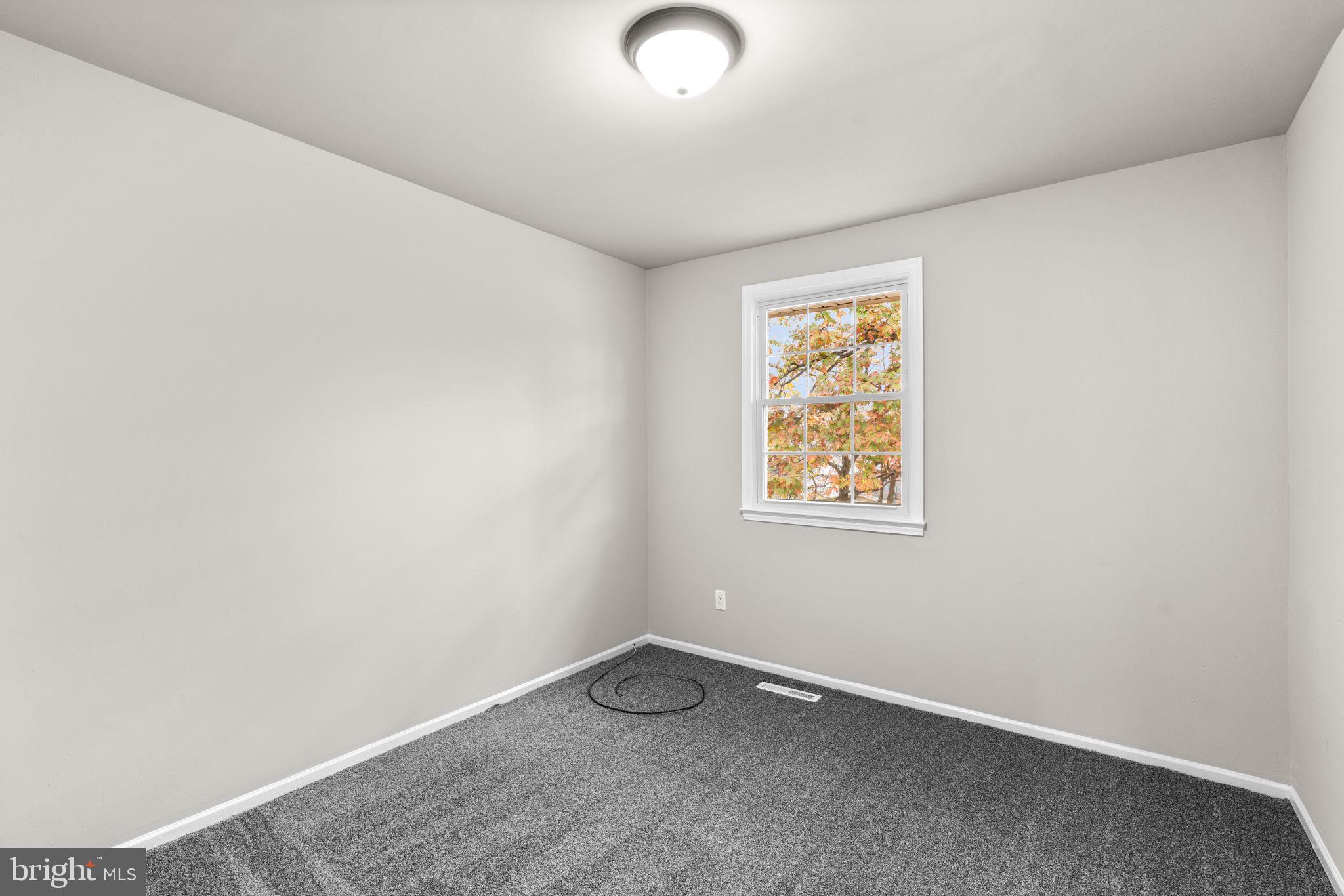 OAKWOOD VILLAGE - Residential