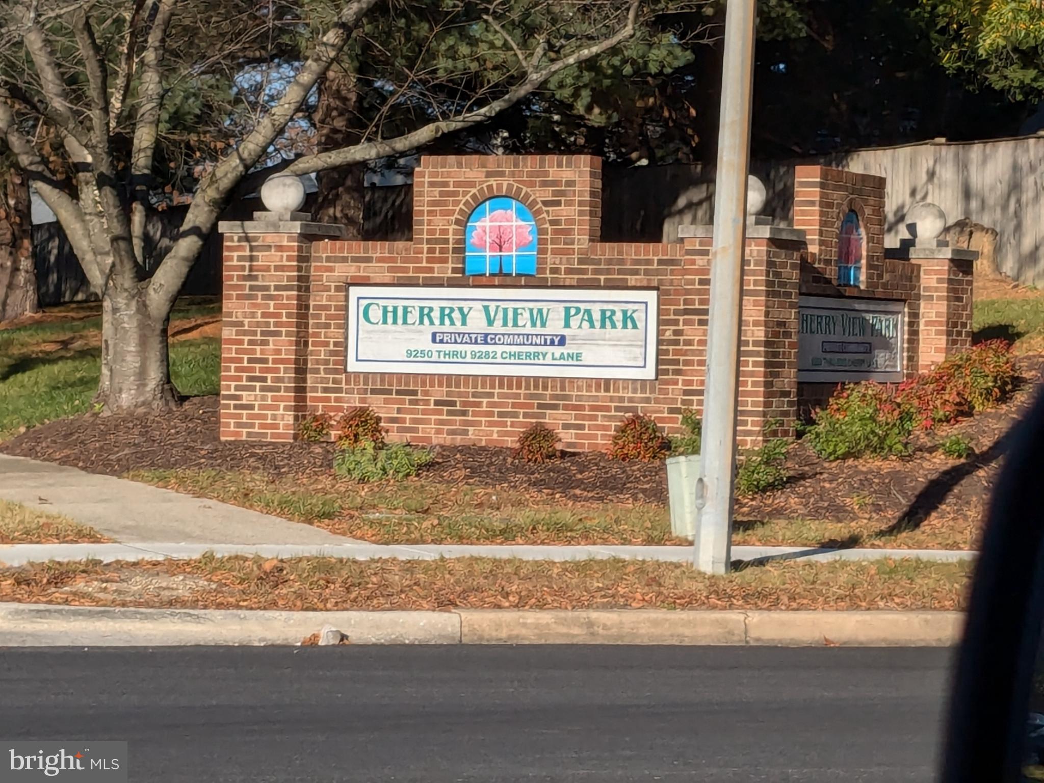 CHERRY VIEW PARK - Residential Lease