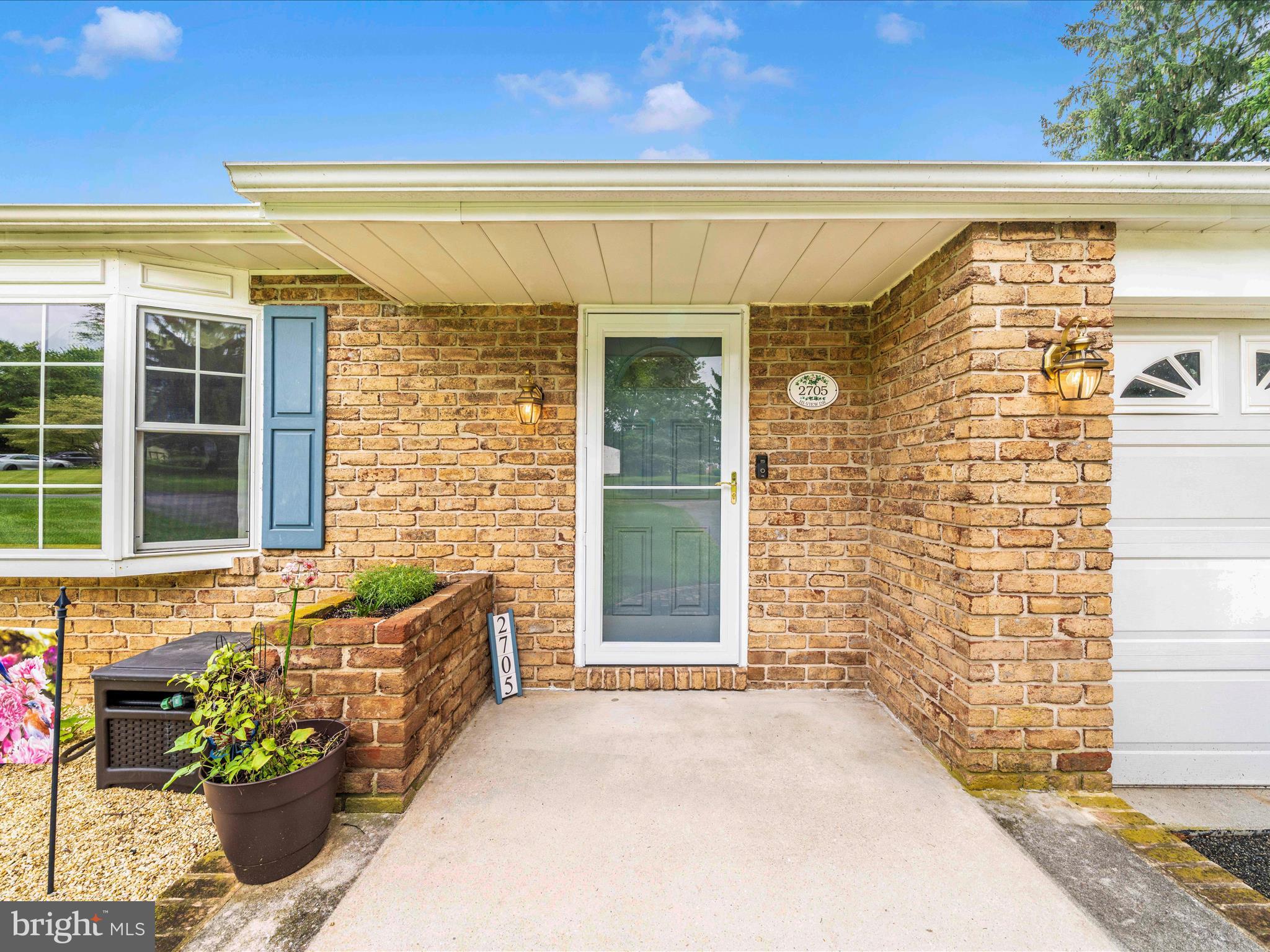 2705 HI VIEW DRIVE