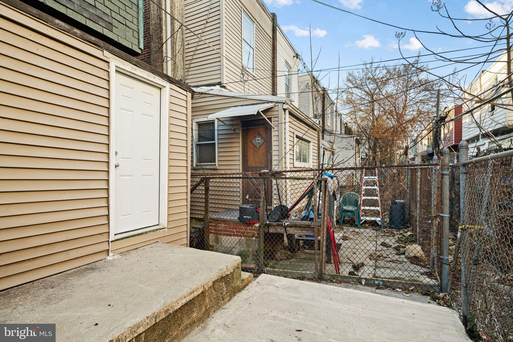 WEST PHILADELPHIA - Residential