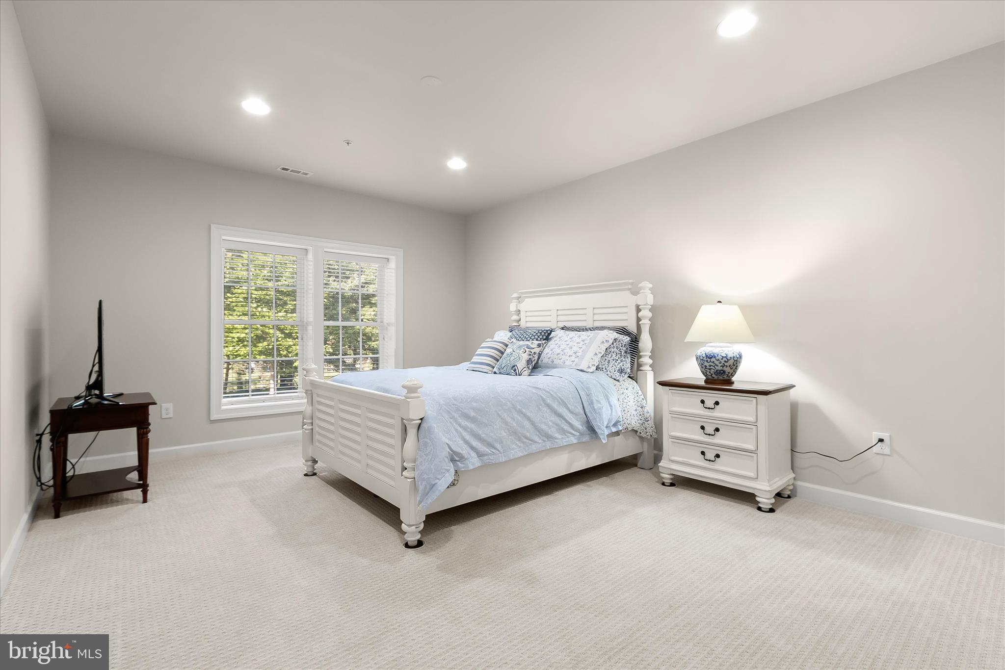 MAPLE LAWN - Residential