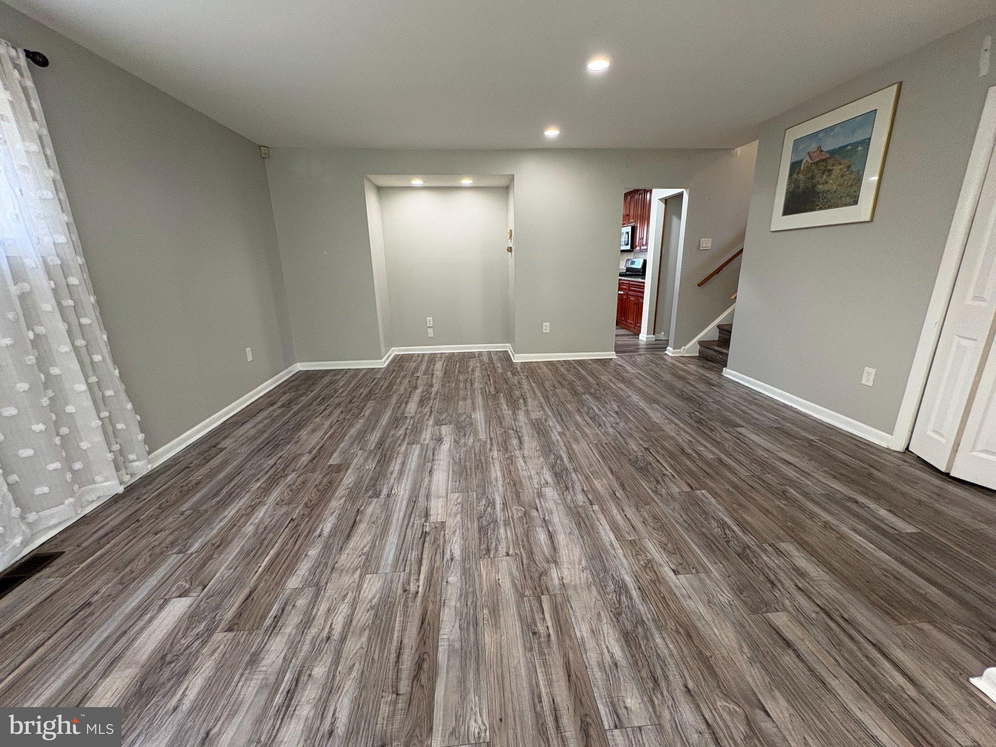 530 INMAN TERRACE