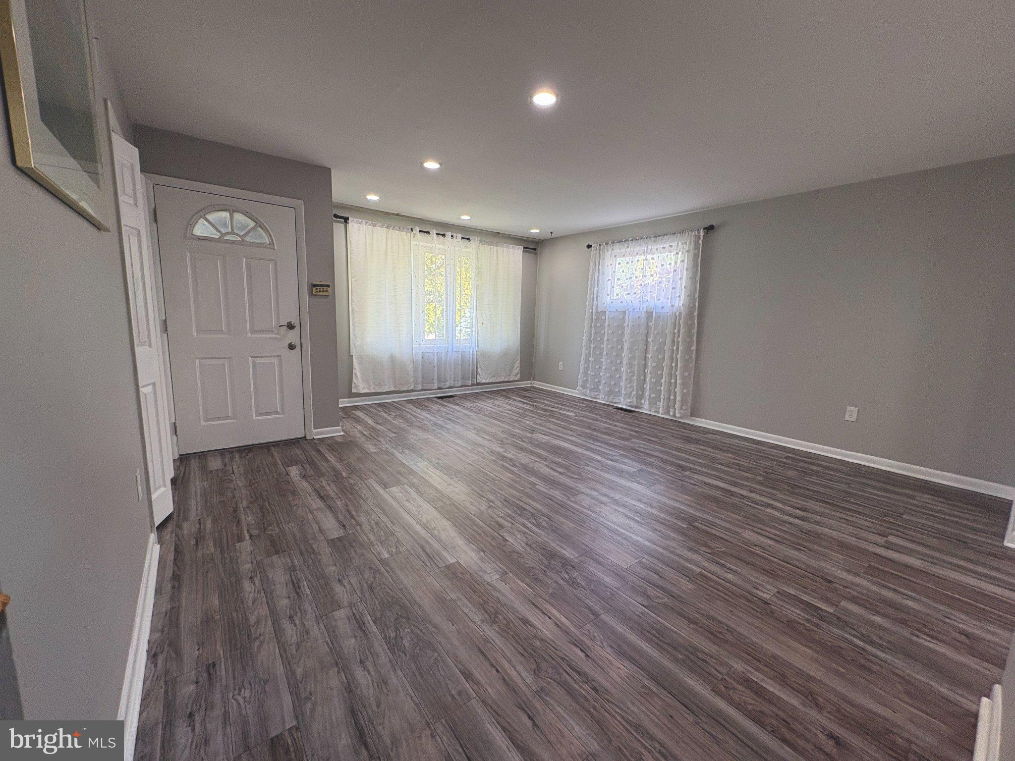 530 INMAN TERRACE