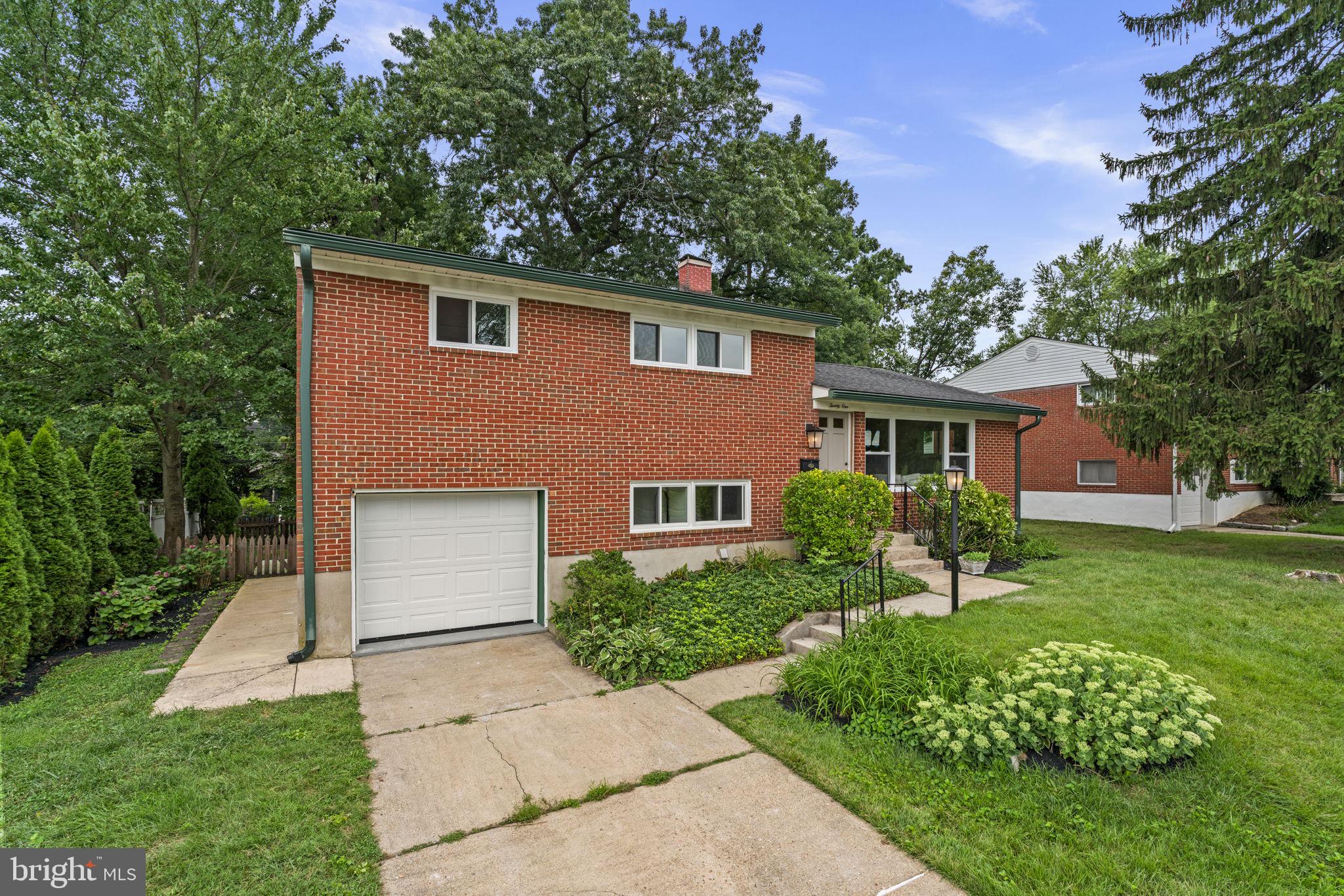 21 WENDSLOW ROAD