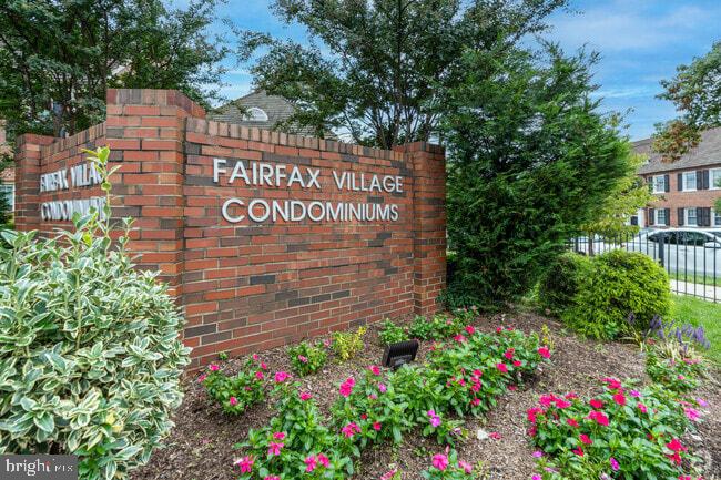 2107 FORT DAVIS STREET SE 202