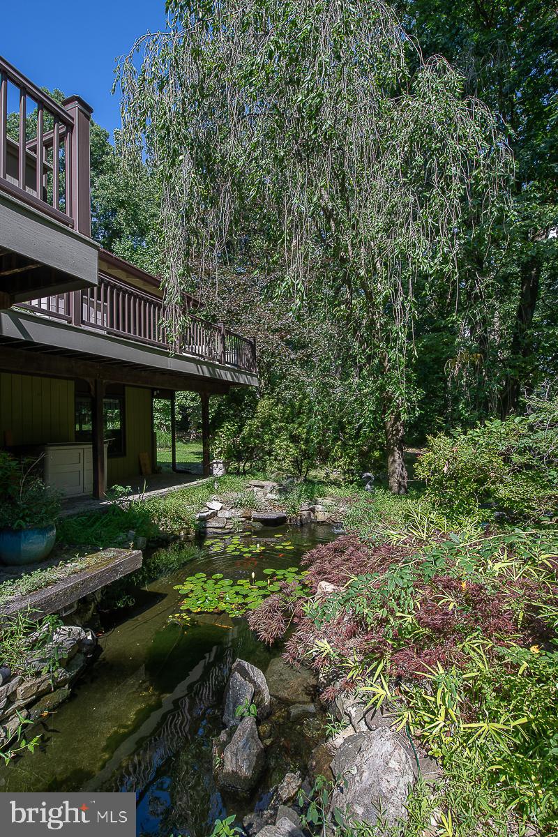 YELLOW SPRINGS EST - Residential