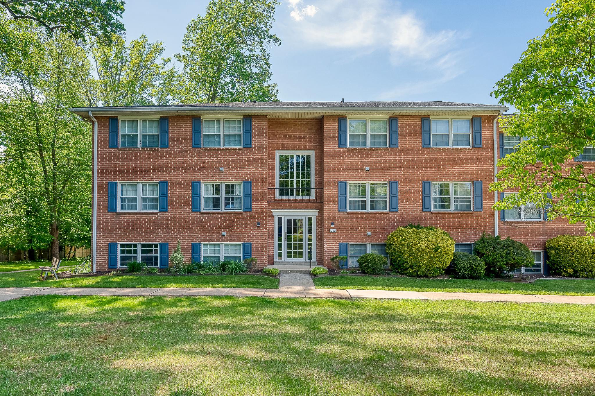 HICKORY HILLS CONDOMINIUMS - Residential
