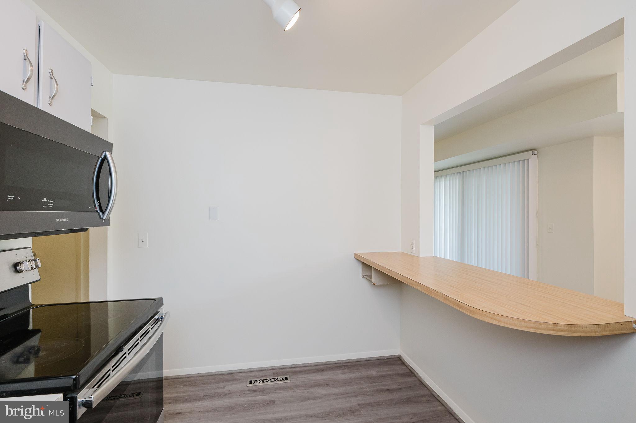 HICKORY HILLS CONDOMINIUMS - Residential