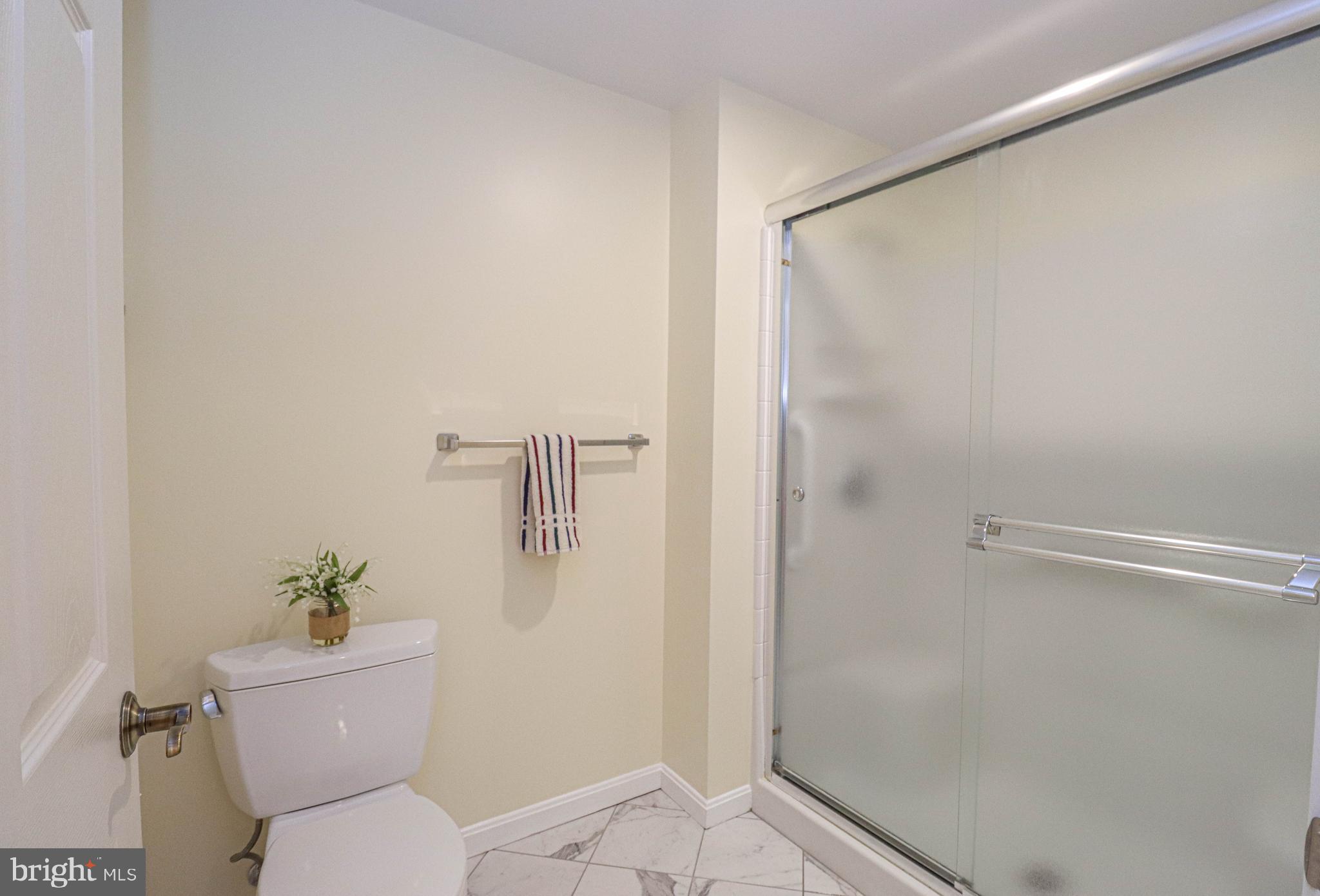 LEISURE WORLD - Residential