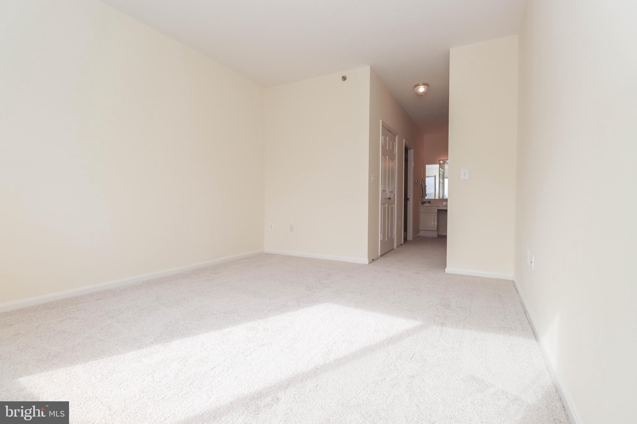 LEISURE WORLD - Residential