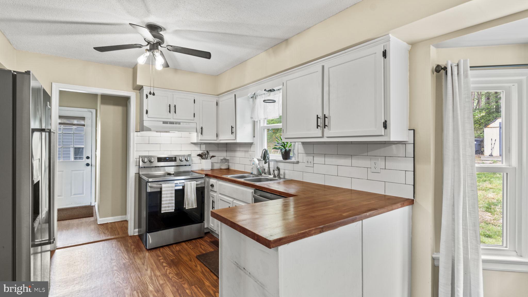 STONEWALL ESTATES - Residential