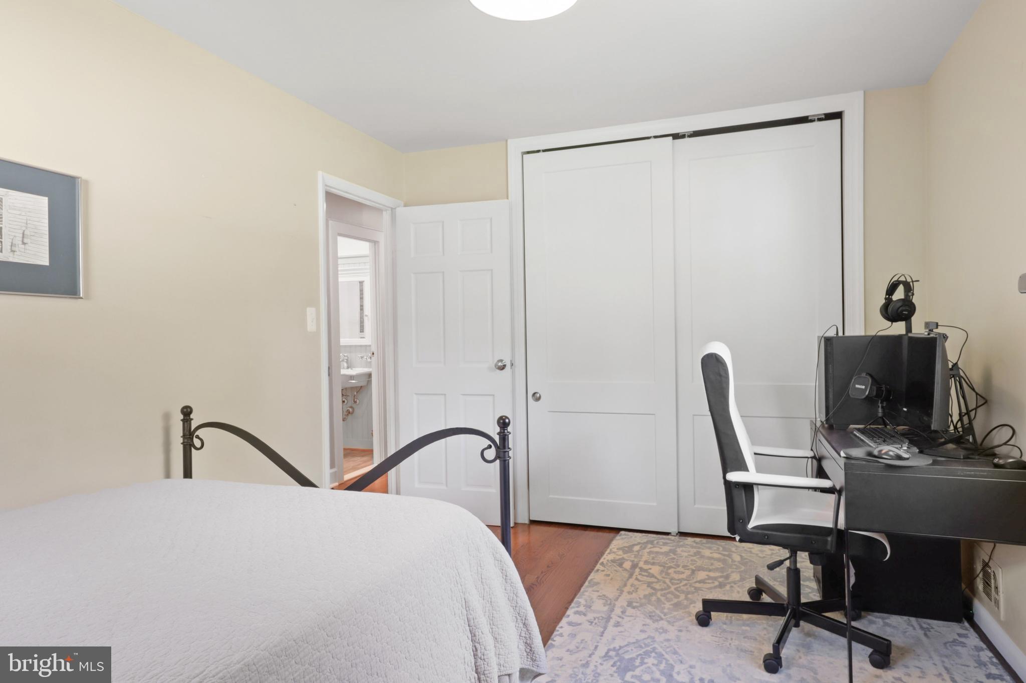 CANTERBURY WOODS - Residential