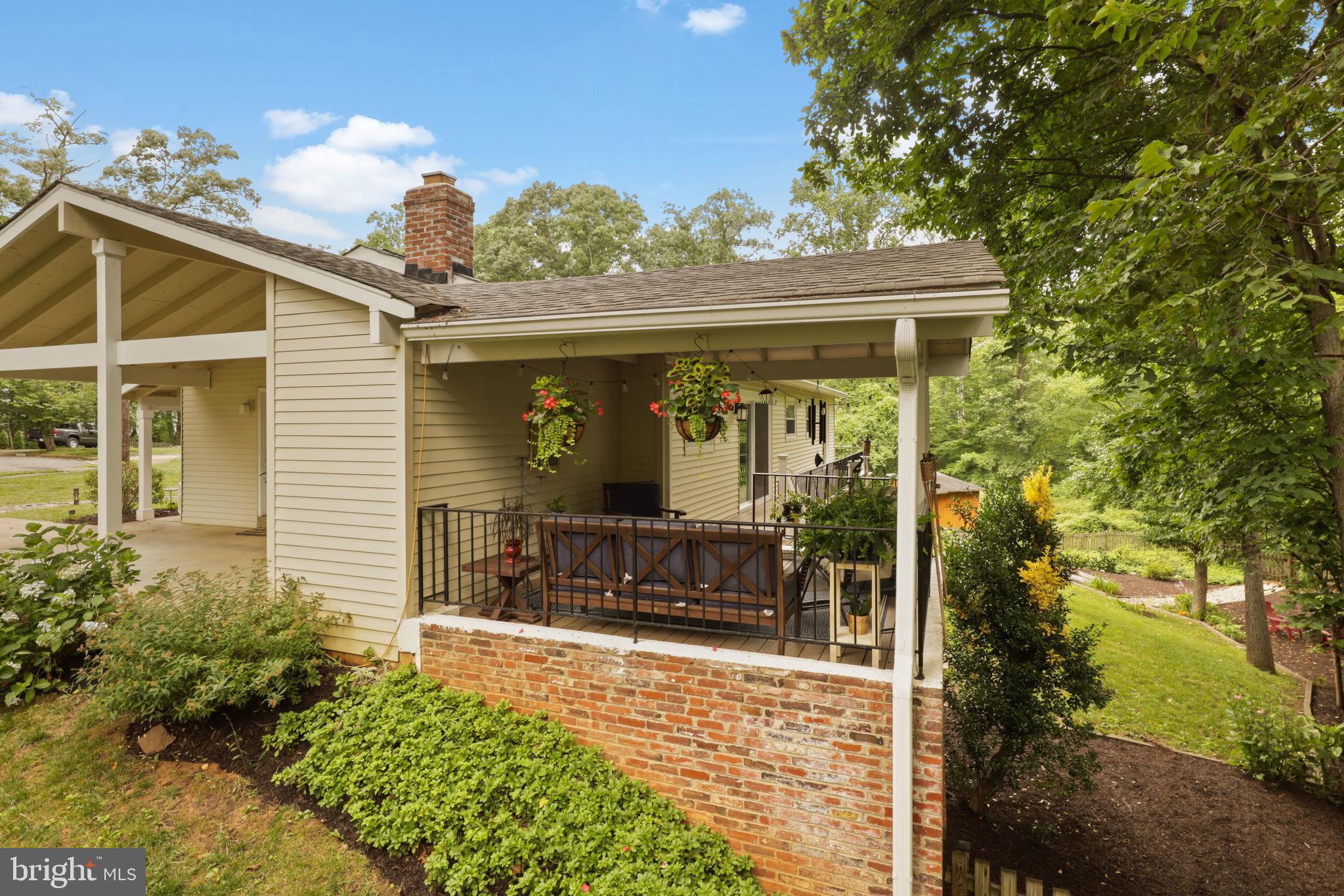 CANTERBURY WOODS - Residential