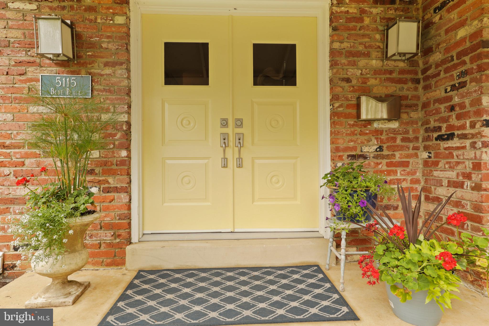 CANTERBURY WOODS - Residential