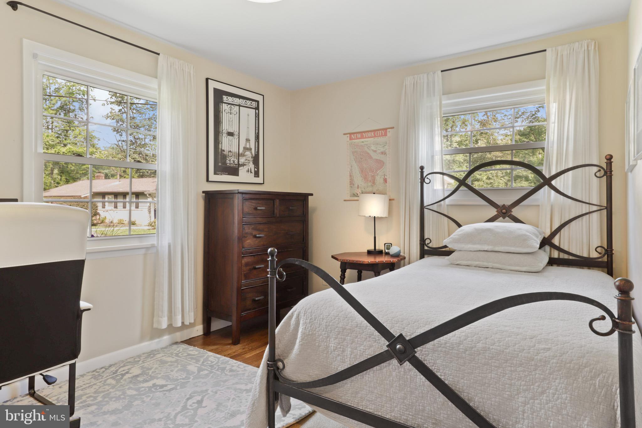 CANTERBURY WOODS - Residential