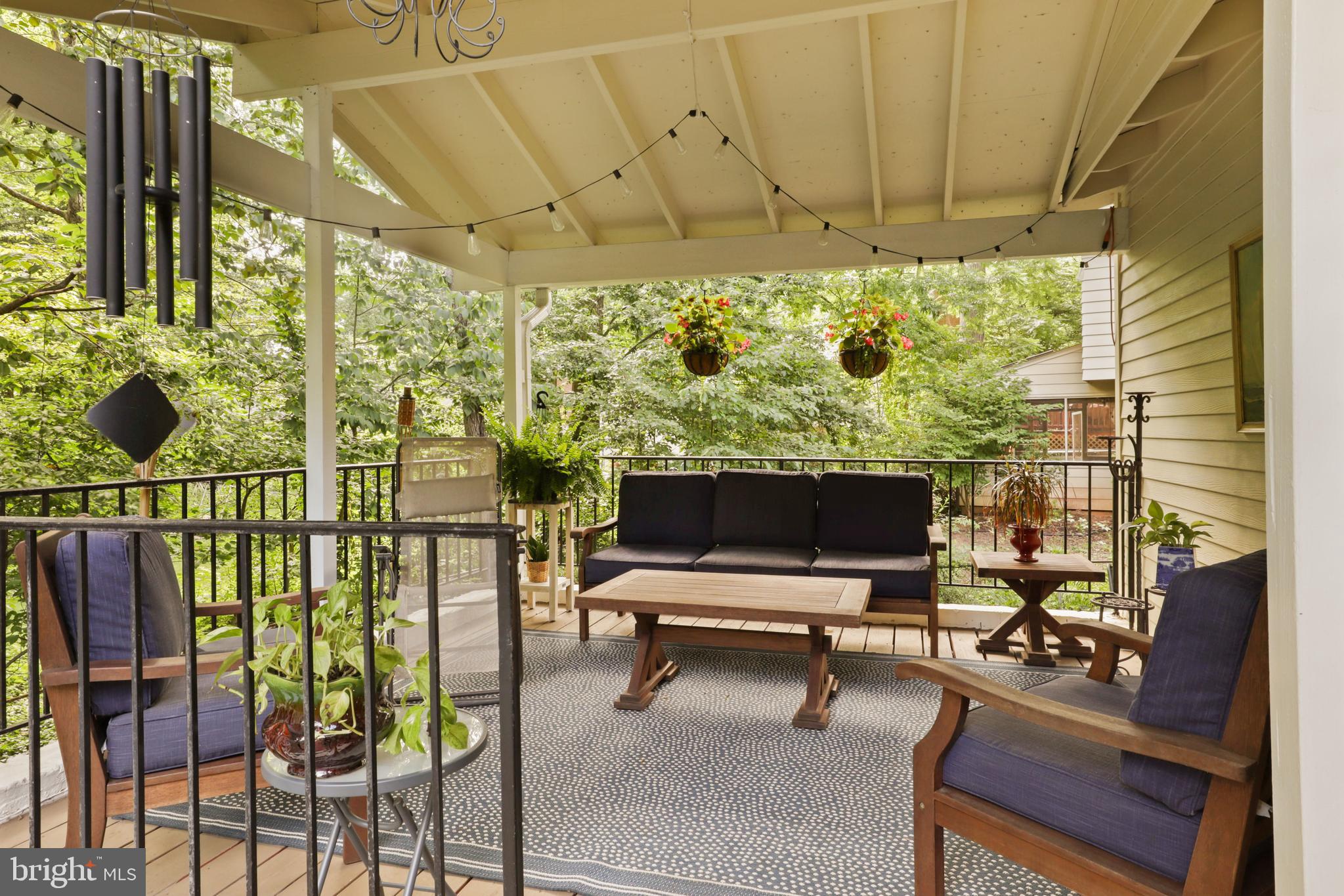 CANTERBURY WOODS - Residential