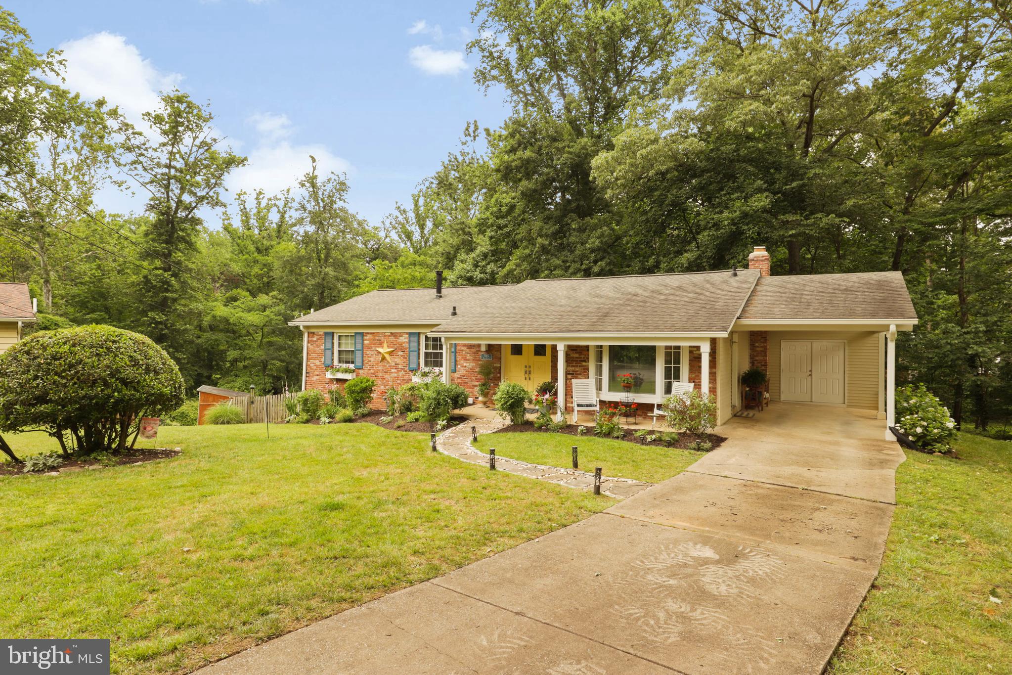 CANTERBURY WOODS - Residential