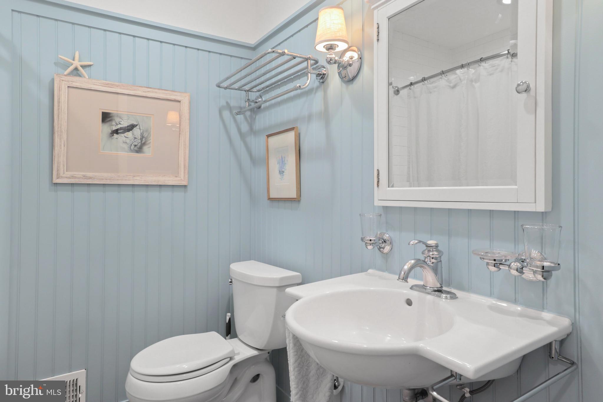 CANTERBURY WOODS - Residential