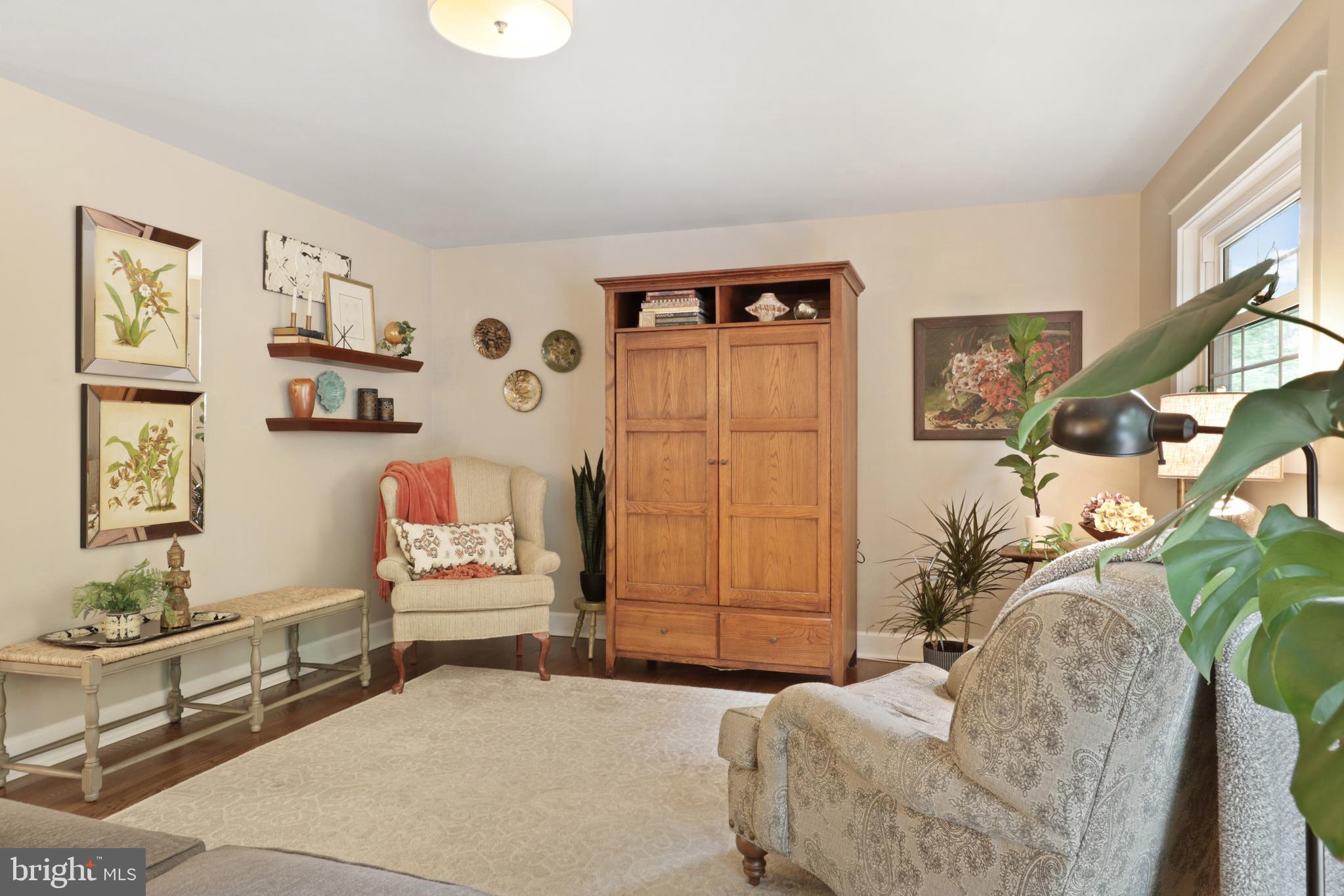 CANTERBURY WOODS - Residential