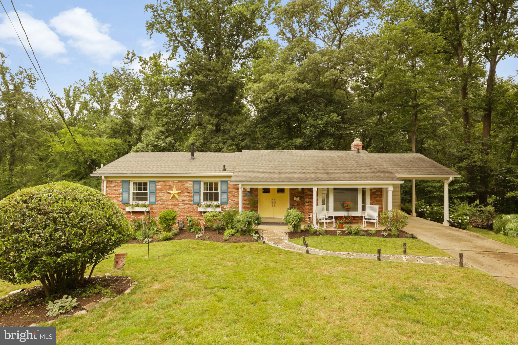 CANTERBURY WOODS - Residential