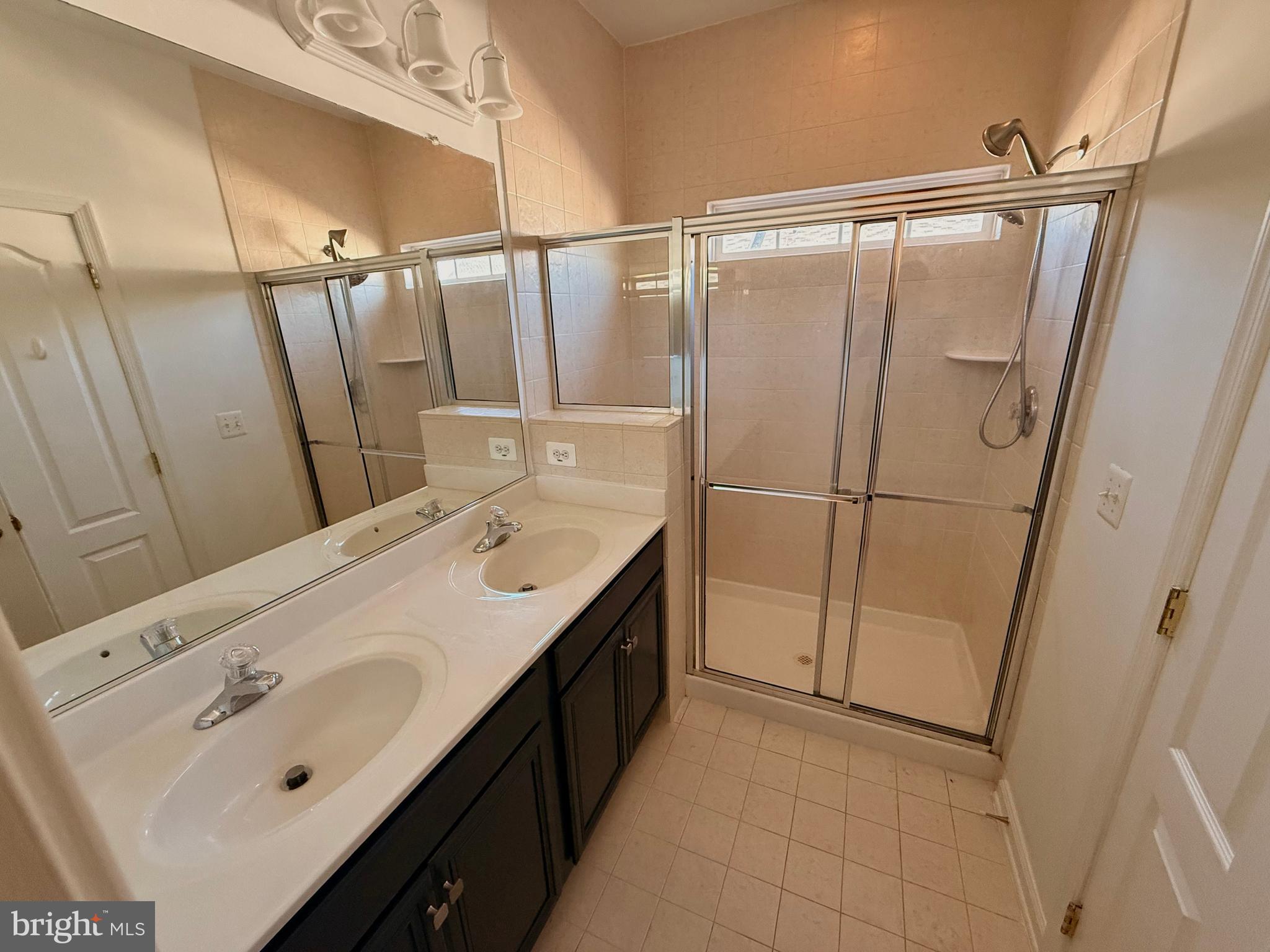 VILLAGE PLACE AT GAINESVILLE - Residential