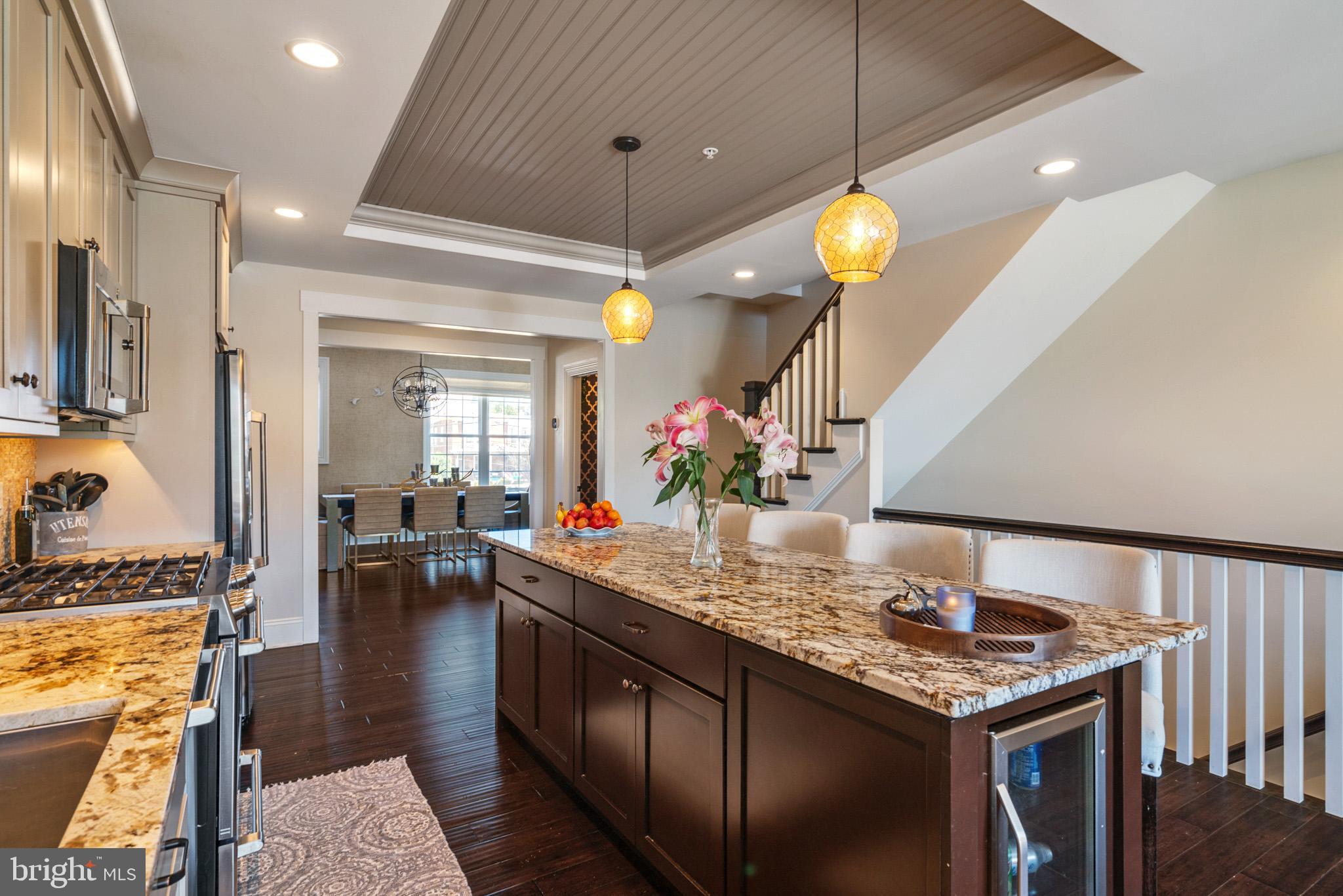 ROXBOROUGH - Residential