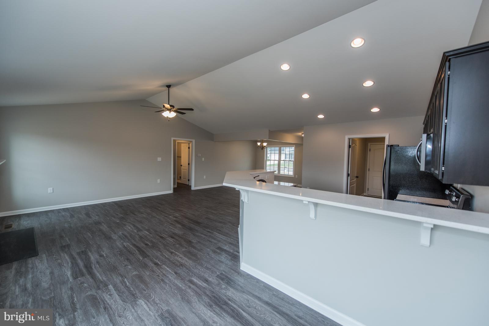 RED HILL - Residential