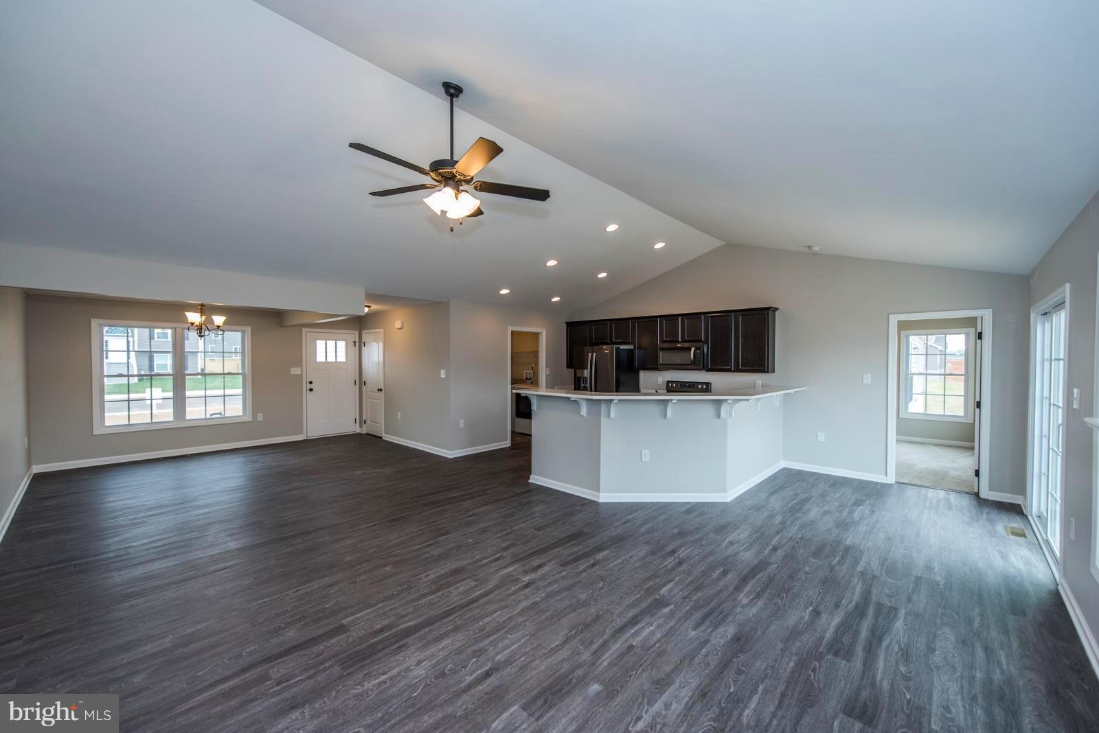 RED HILL - Residential