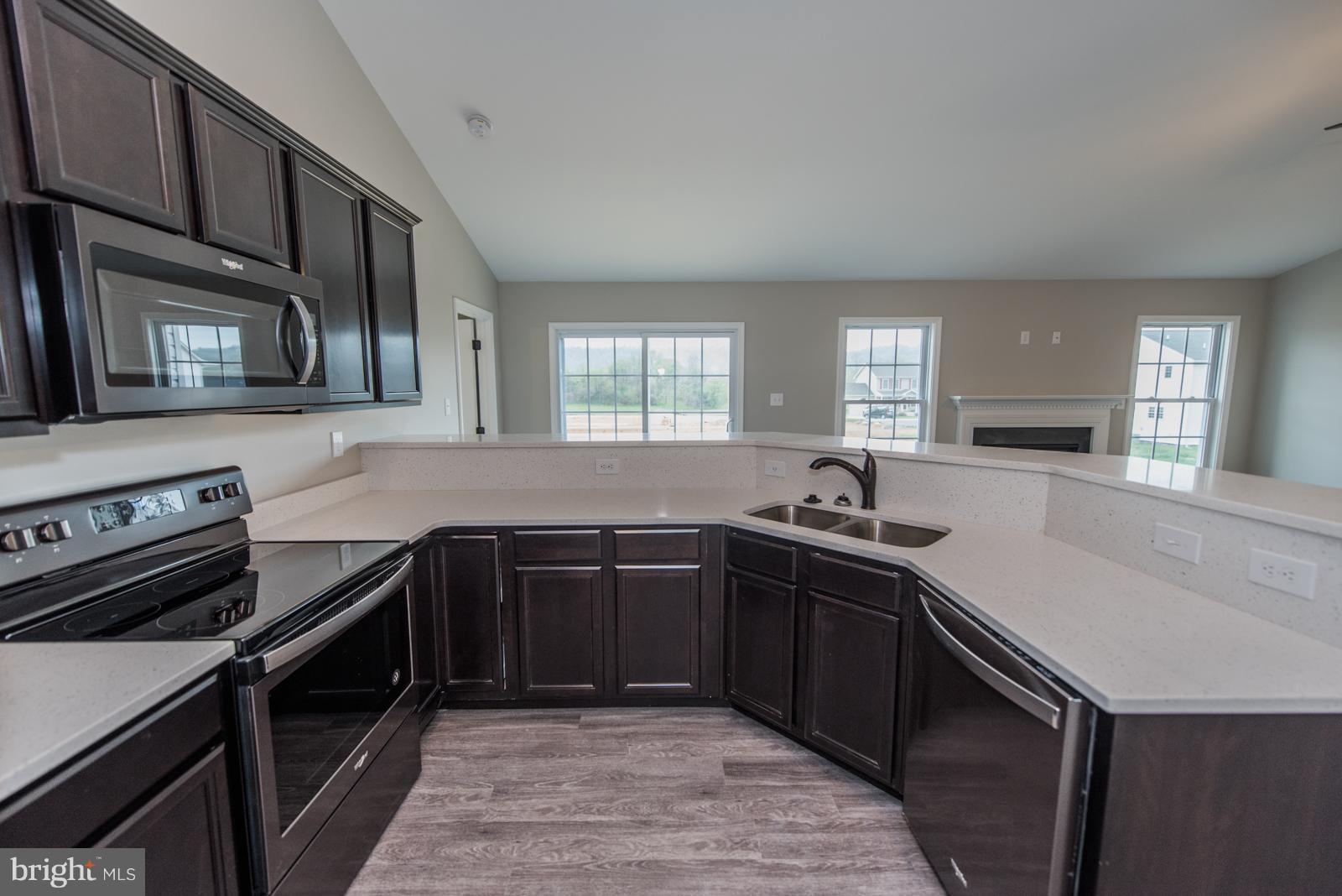 RED HILL - Residential