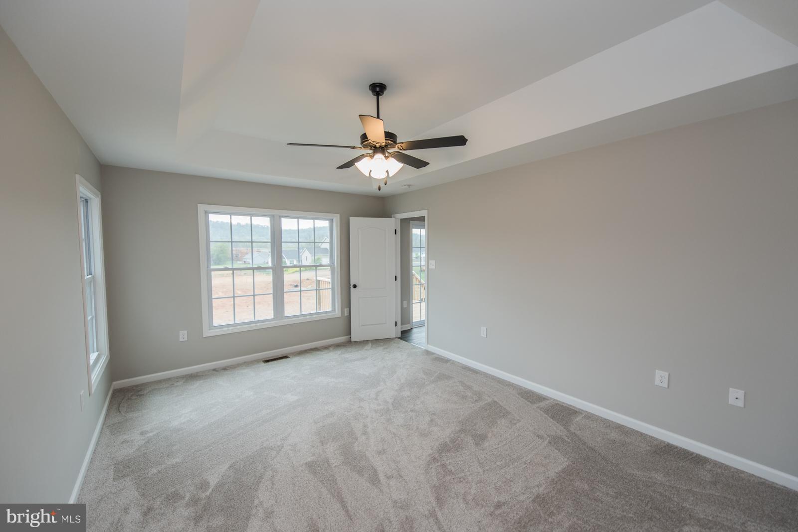 RED HILL - Residential