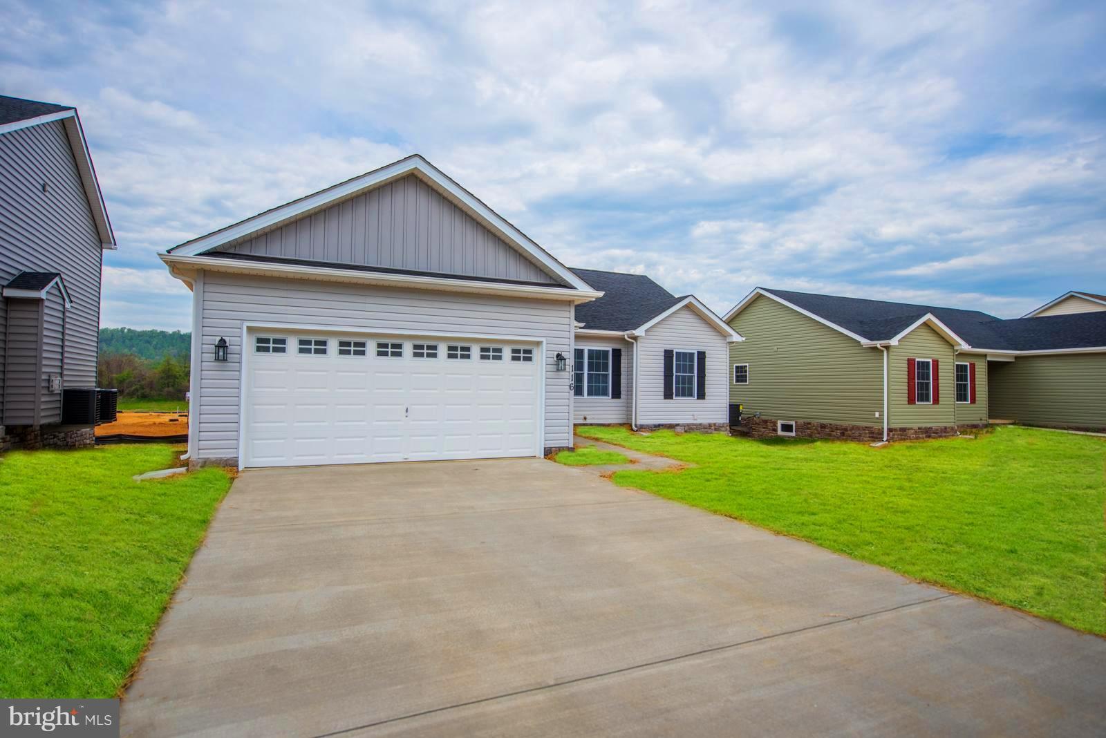 RED HILL - Residential