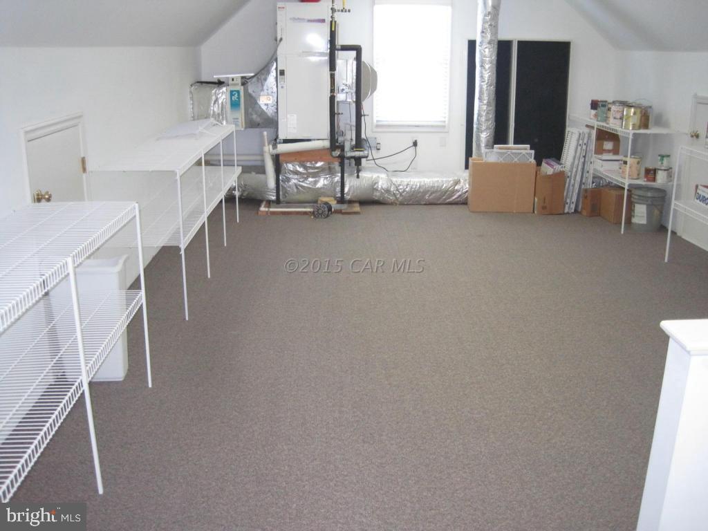 SADDLE CREEK - Residential