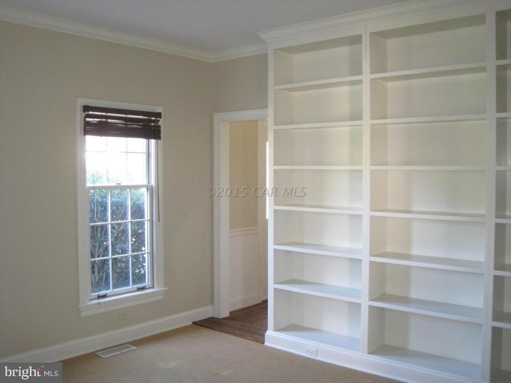 SADDLE CREEK - Residential