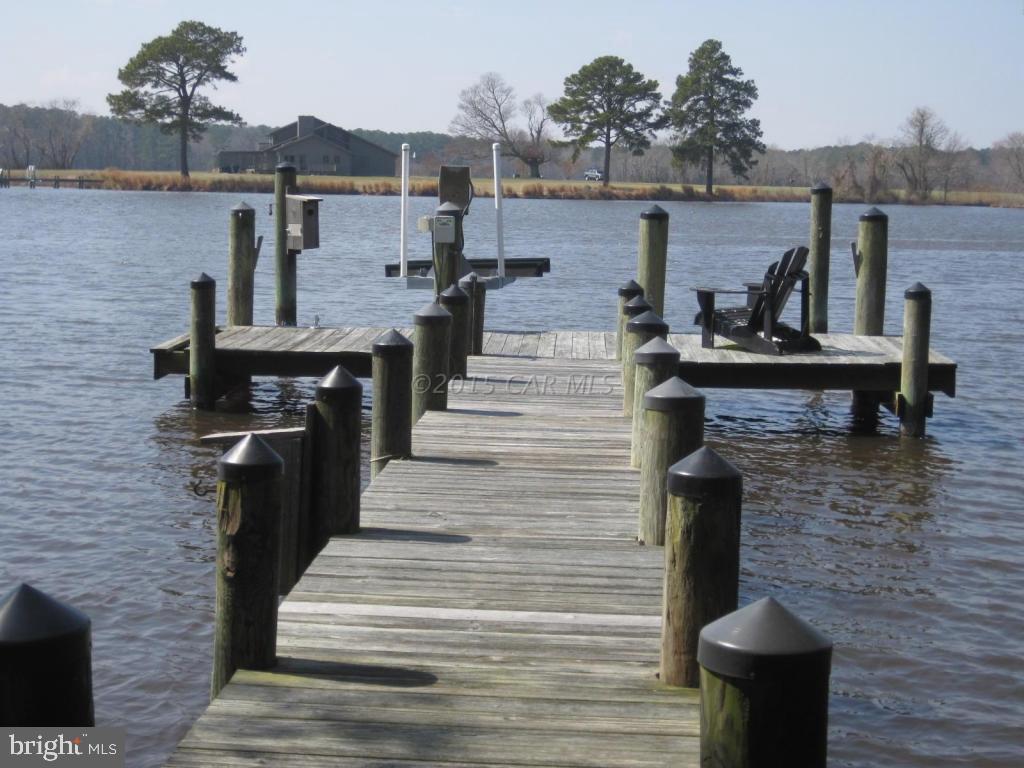 SADDLE CREEK - Residential